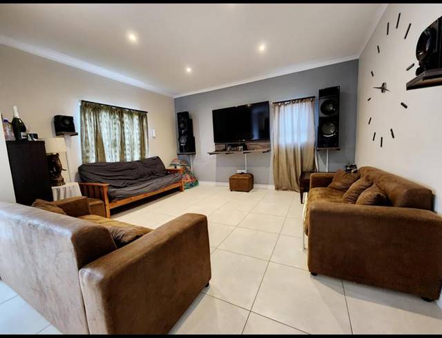 2 BEDROOM HOUSE FOR SALE IN KLIPFONTEIN